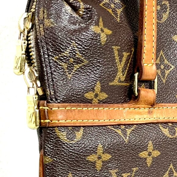 SOLD - Authentic Louis Vuitton Monogram Coussin GM Monogram Leather Shoulder Bag - Picture 8 of 16